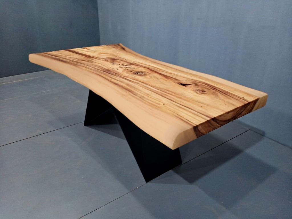 Live Edge Tables