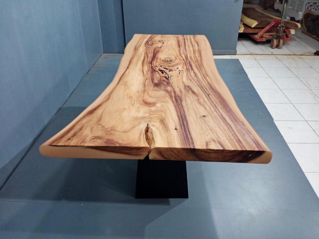 Live Edge Tables