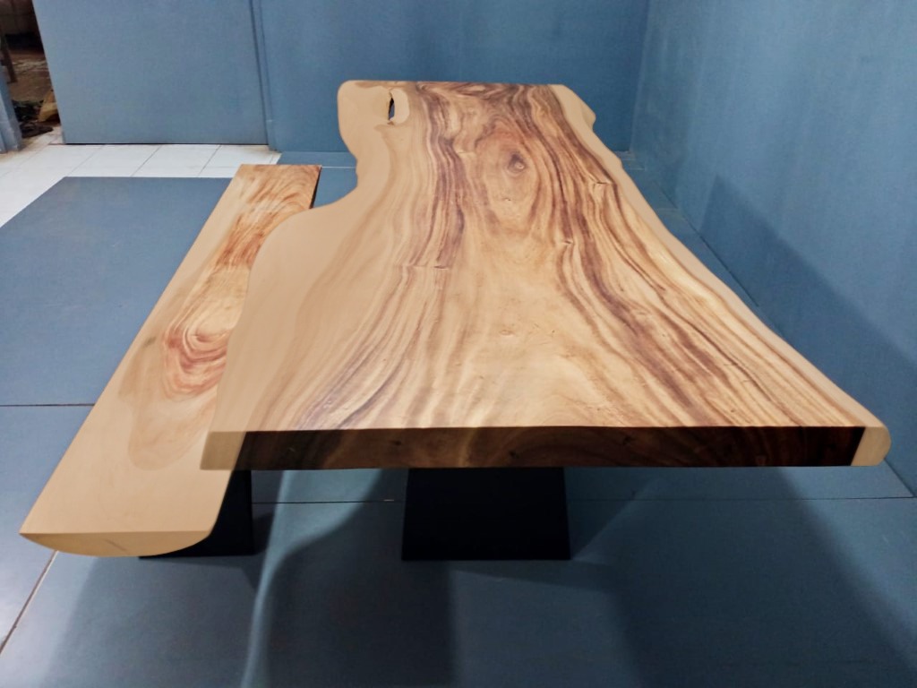 Live Edge Tables