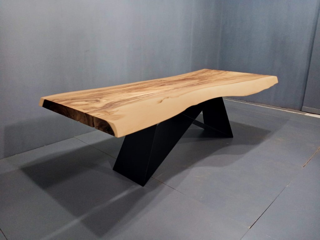 Live Edge Tables