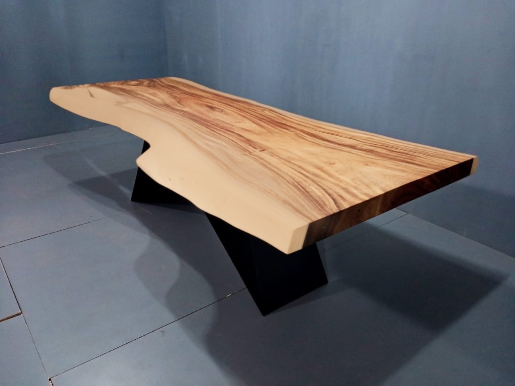 Live Edge Tables