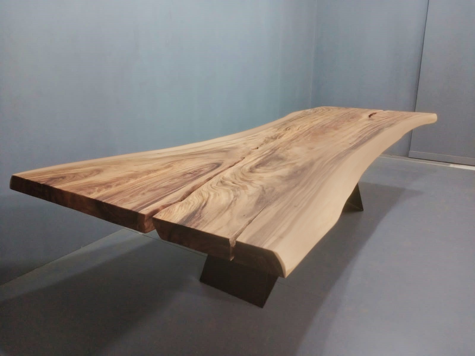 Live Edge Tables