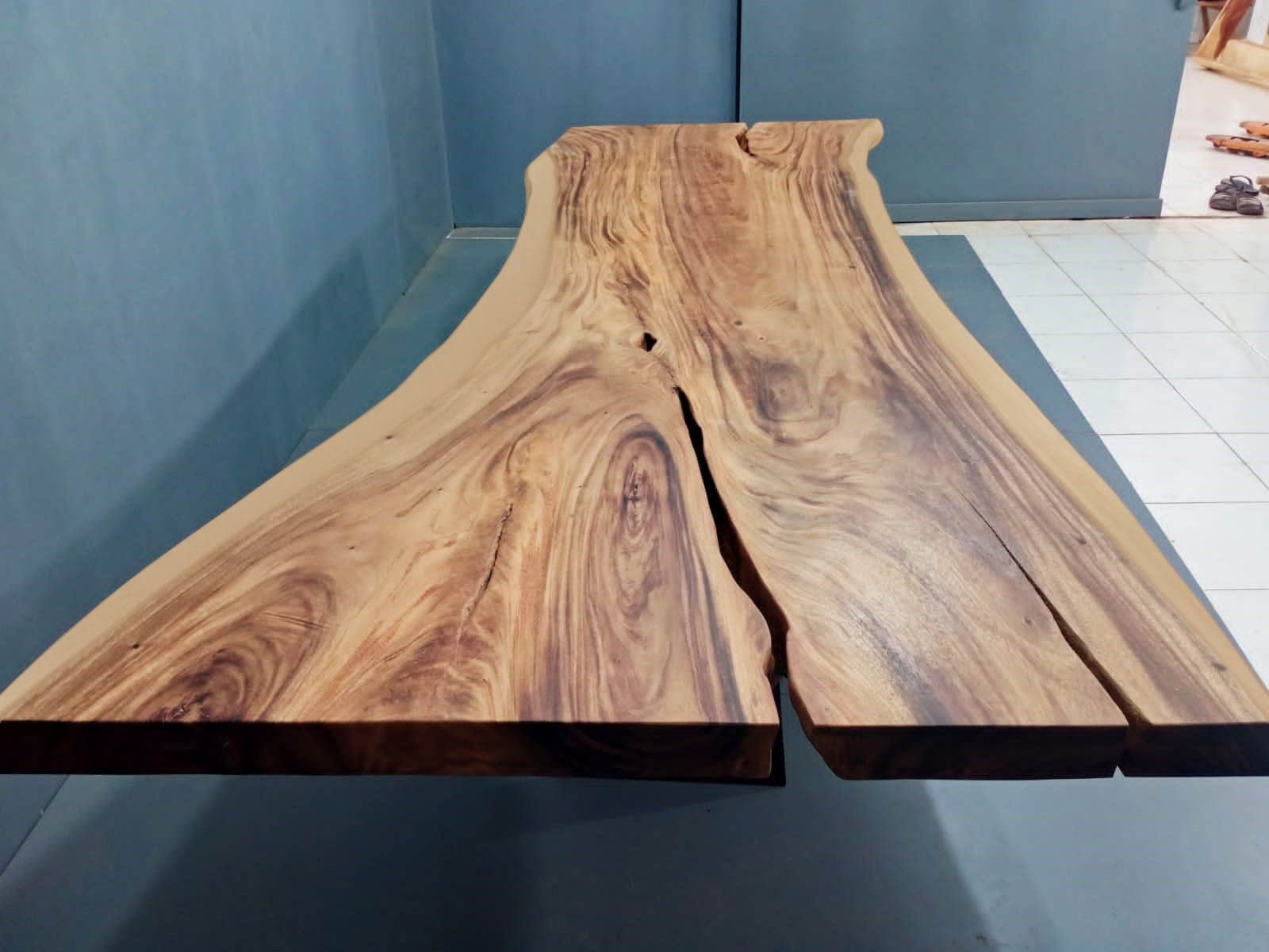 Live Edge Tables