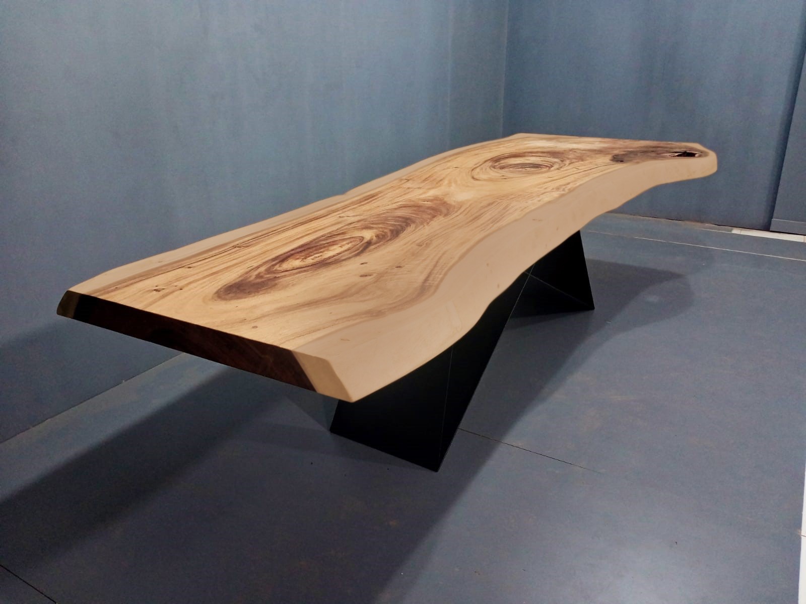 Live Edge Tables