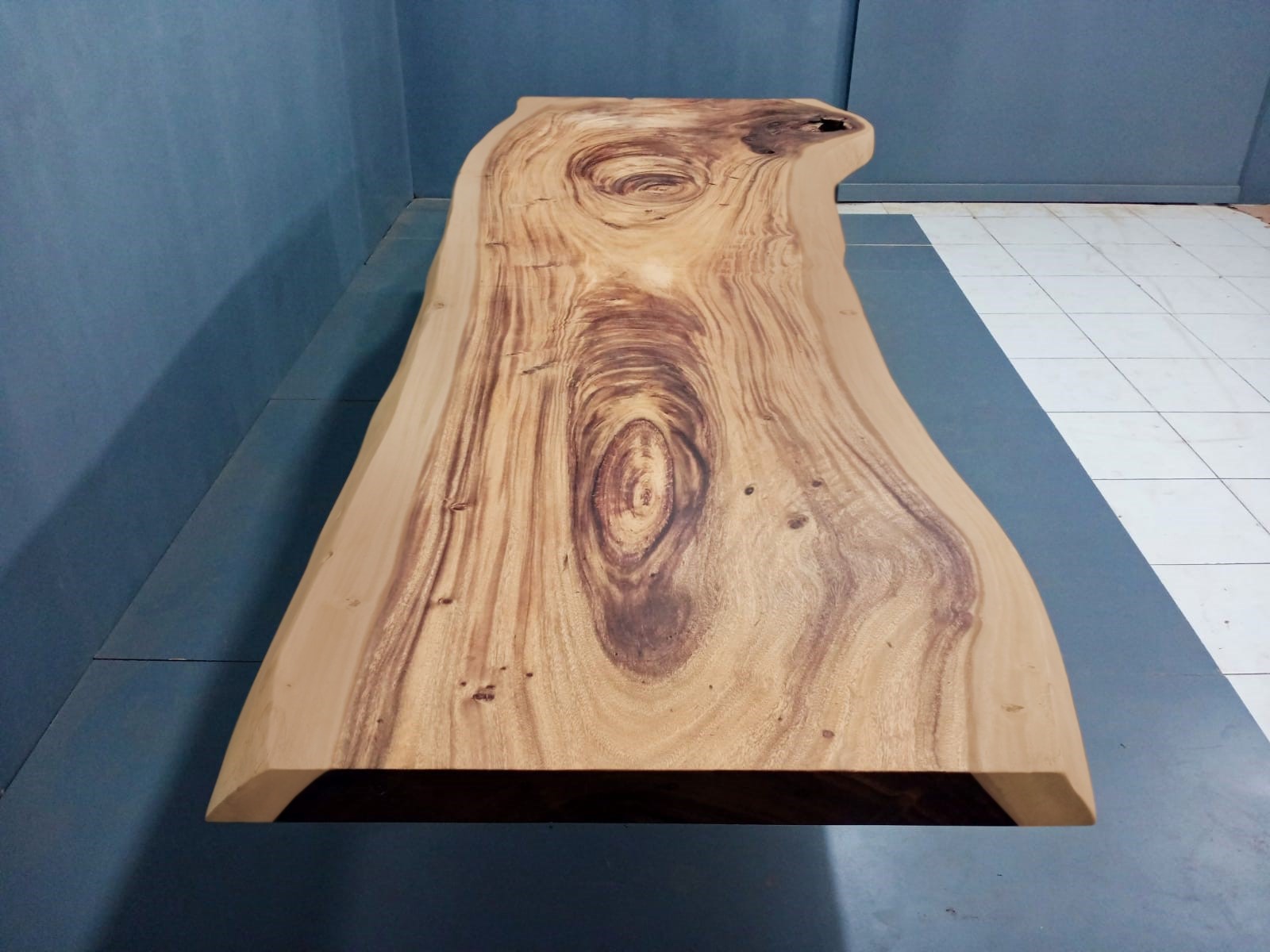 Live Edge Tables