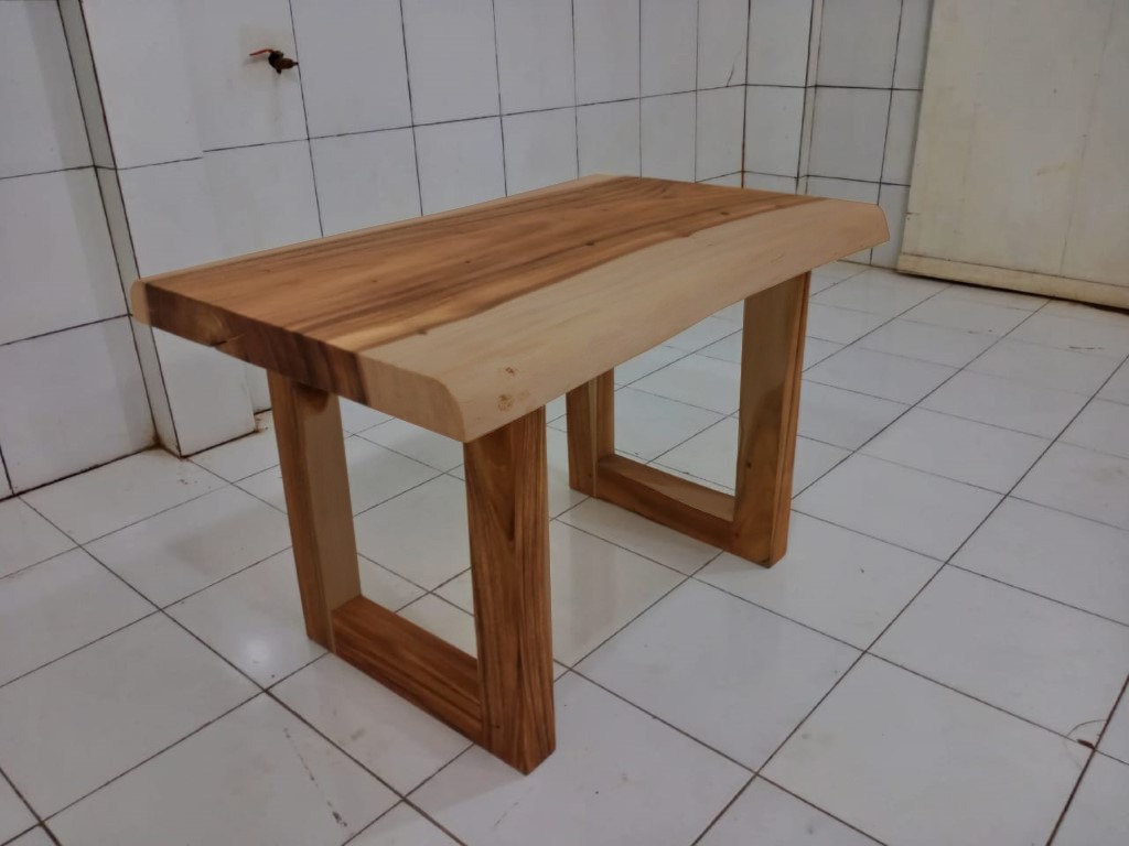 Live Edge Tables