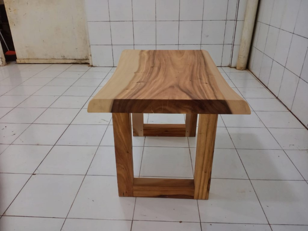 Live Edge Tables