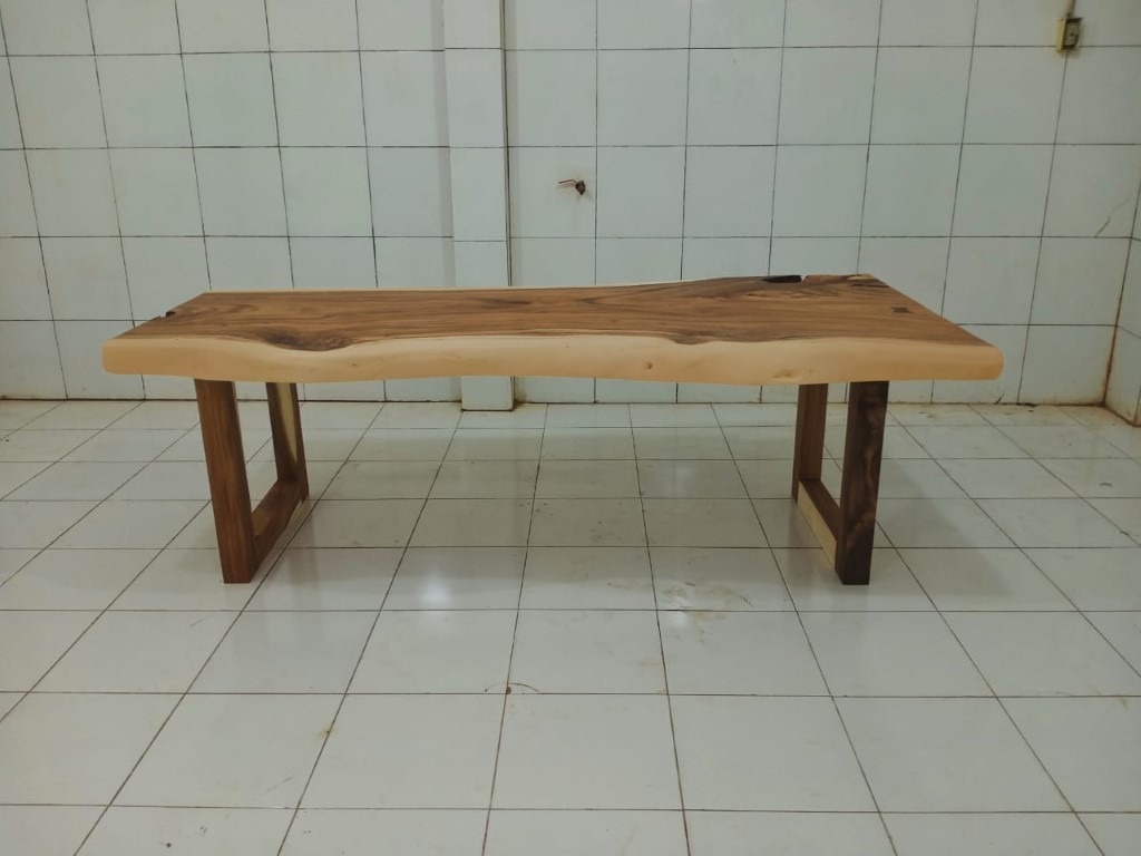 LIVE EDGE TABLES