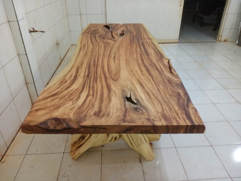 Live Edge Tables