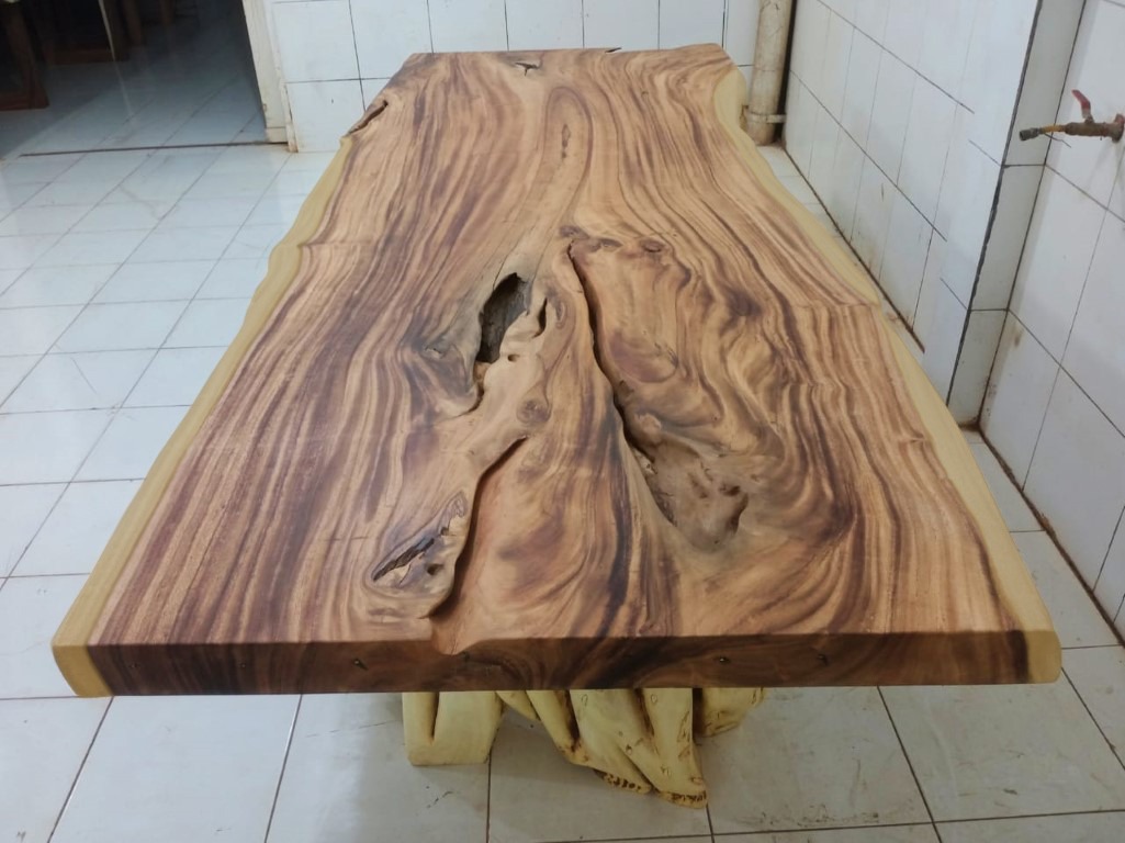 Live Edge Tables