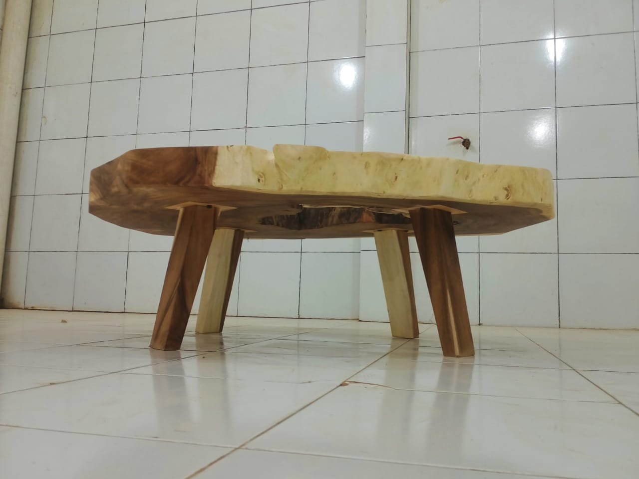 LIVE EDGE TABLES