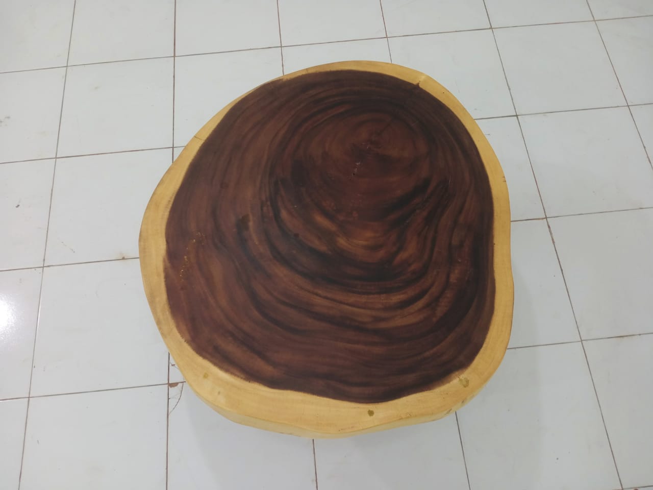 LIVE EDGE TABLES