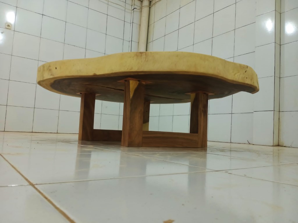 Live Edge Tables