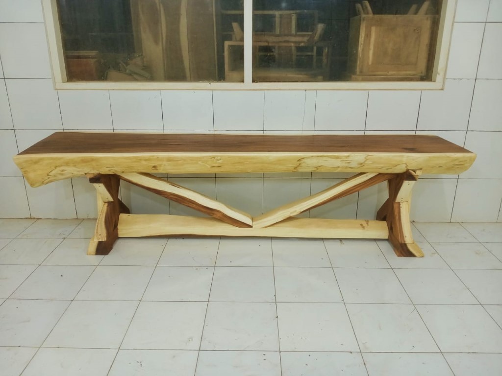 LIVE EDGE TABLES