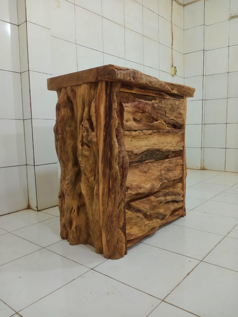 Live Edge Tables