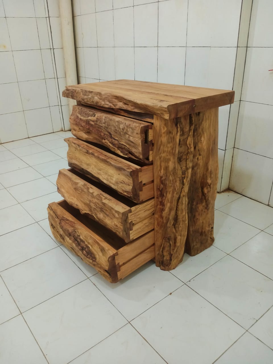 Live Edge Tables