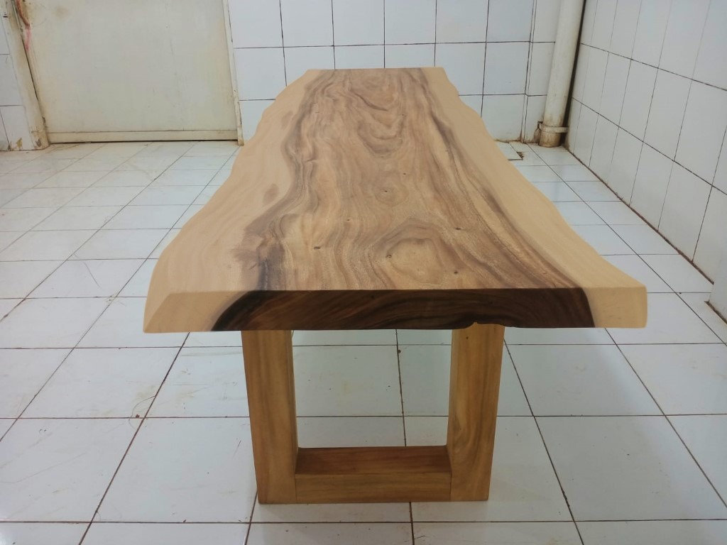 Live Edge Tables