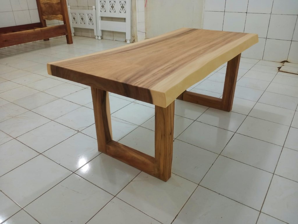 Live Edge Tables