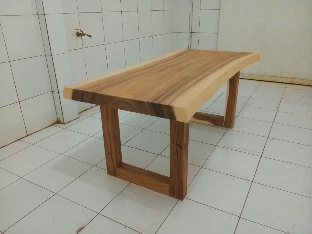 Live Edge Tables