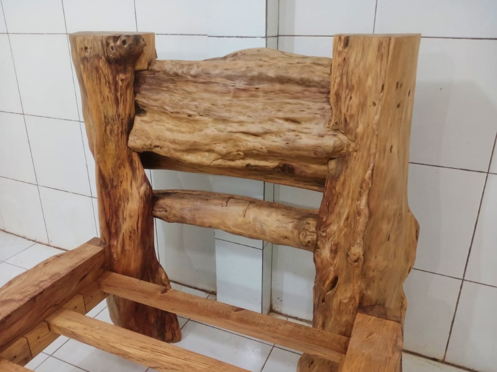 Live Edge Tables