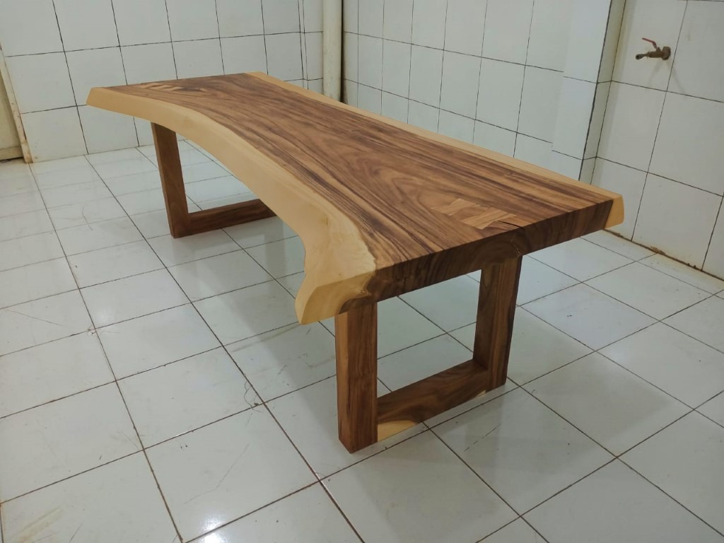 Live Edge Tables