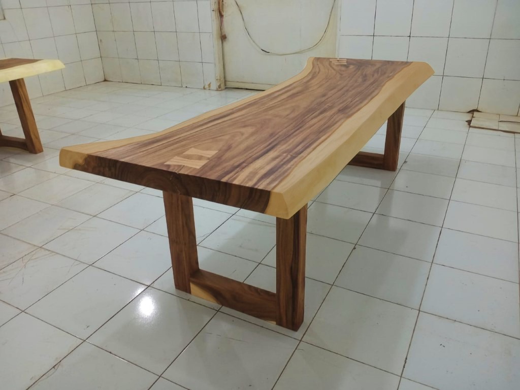 Live Edge Tables