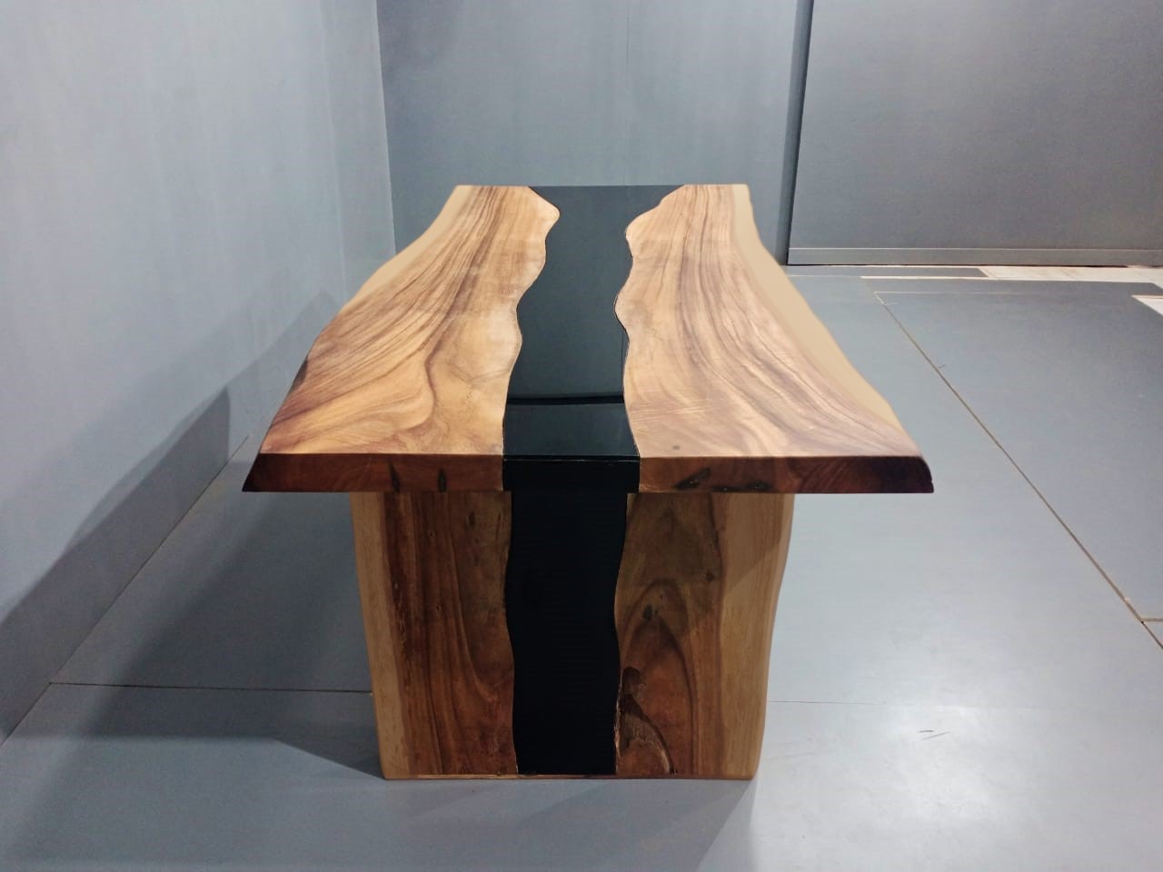 Live Edge Tables