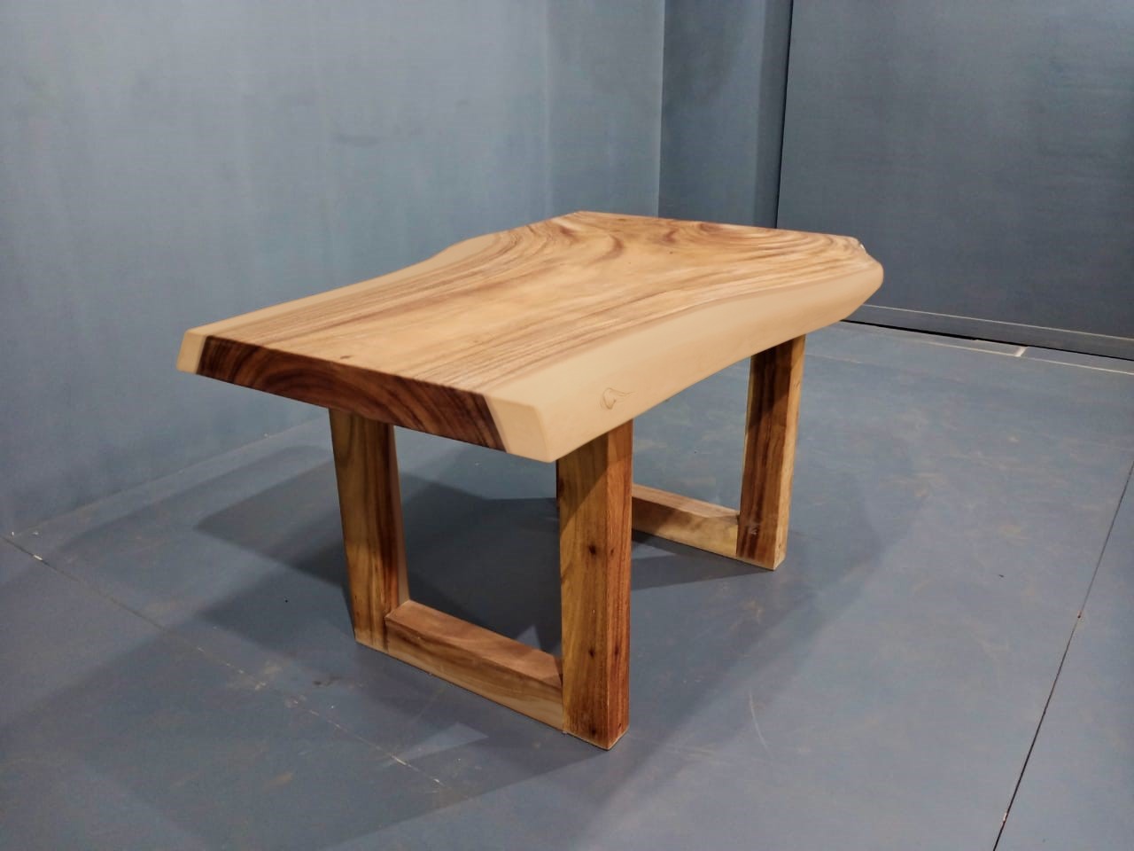 Live Edge Tables