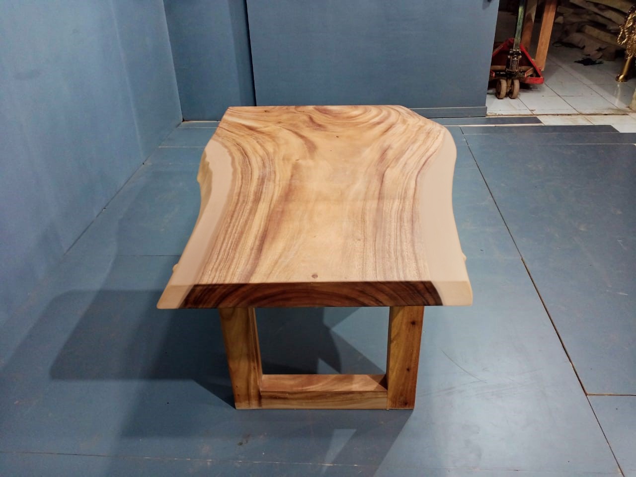 Live Edge Tables