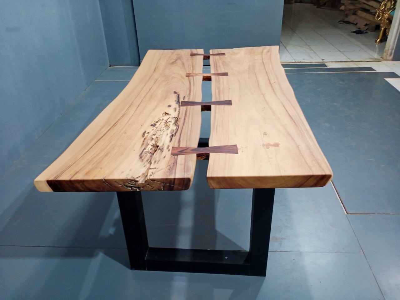 Live Edge Tables