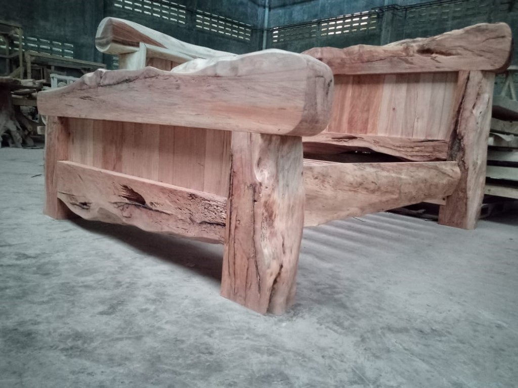 Live Edge Tables