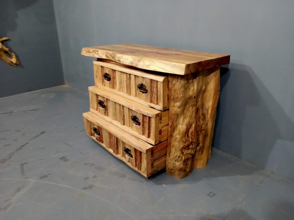 Live Edge Tables