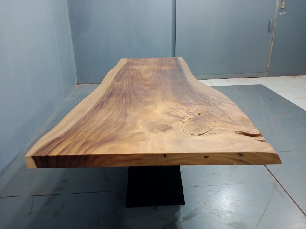 Live Edge Tables