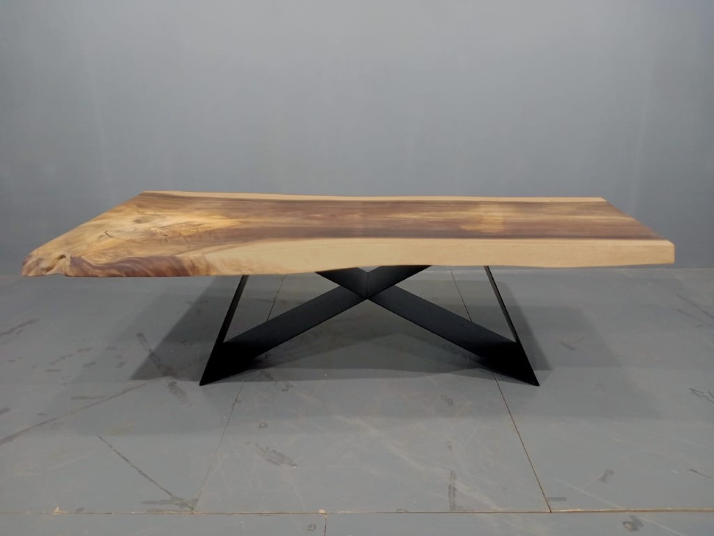 LIVE EDGE TABLES