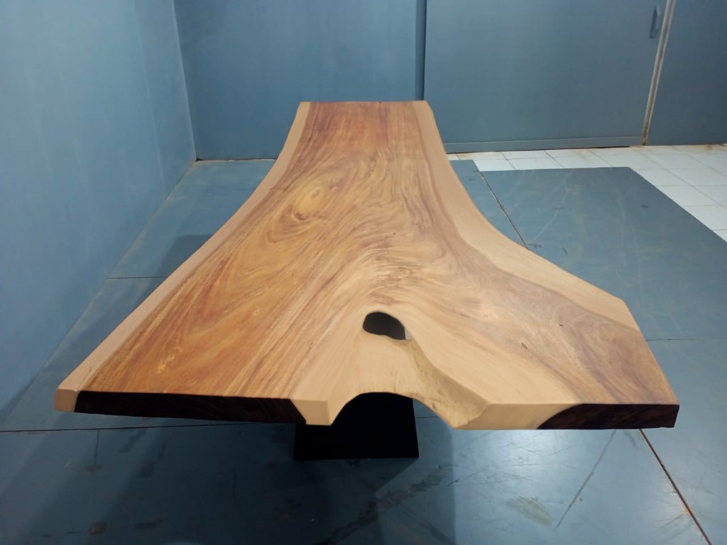 Live Edge Tables