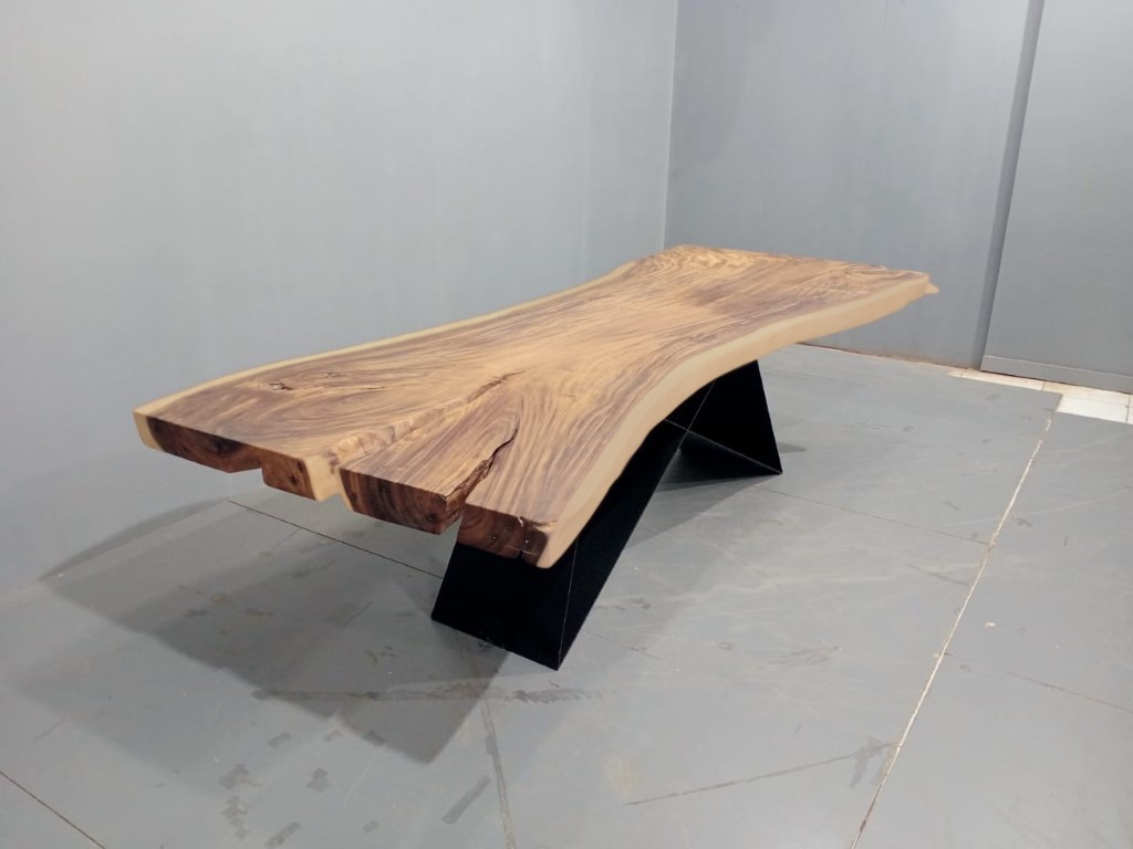 Live Edge Tables