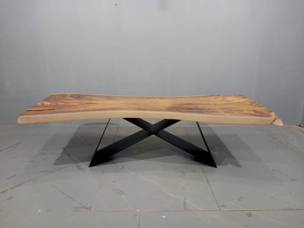 LIVE EDGE TABLES