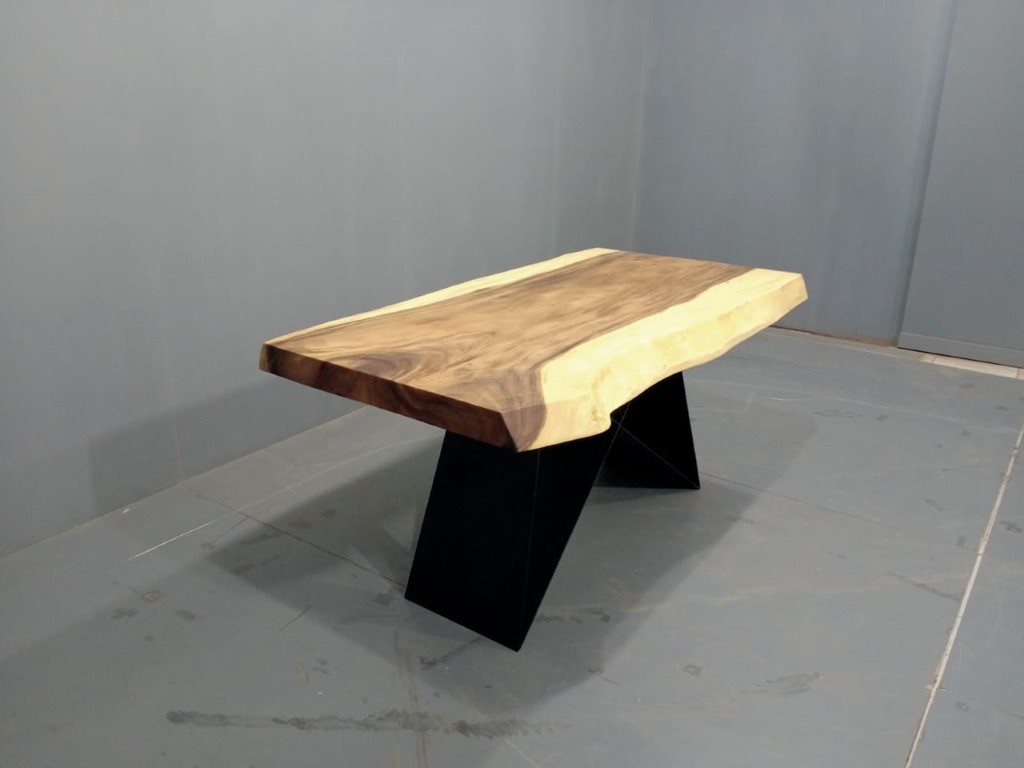 Live Edge Tables