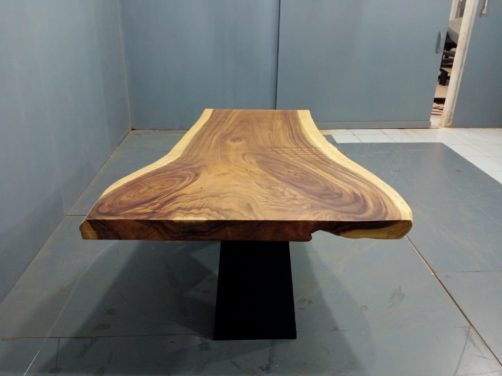 Live Edge Tables