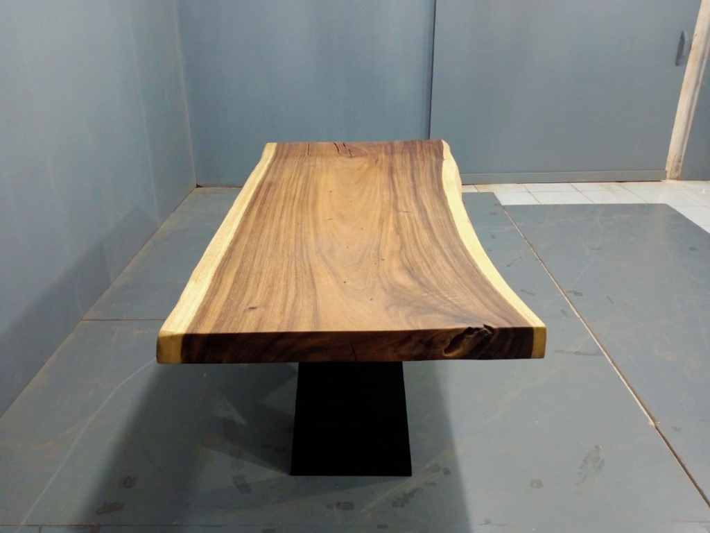 Live Edge Tables