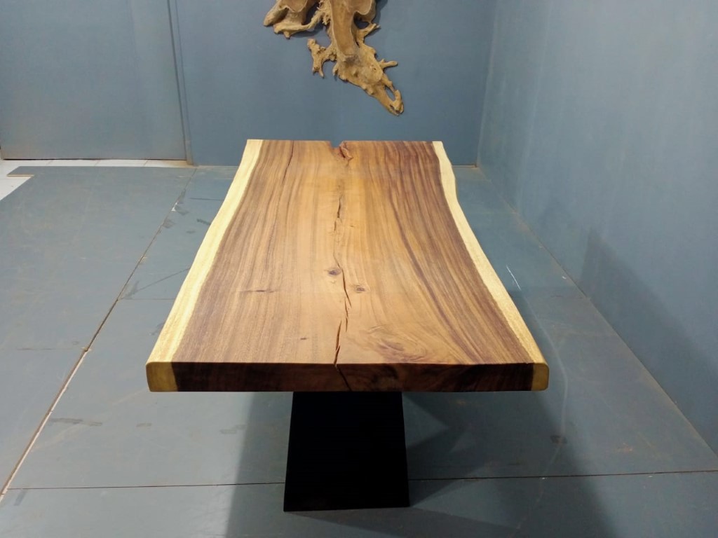 Live Edge Tables