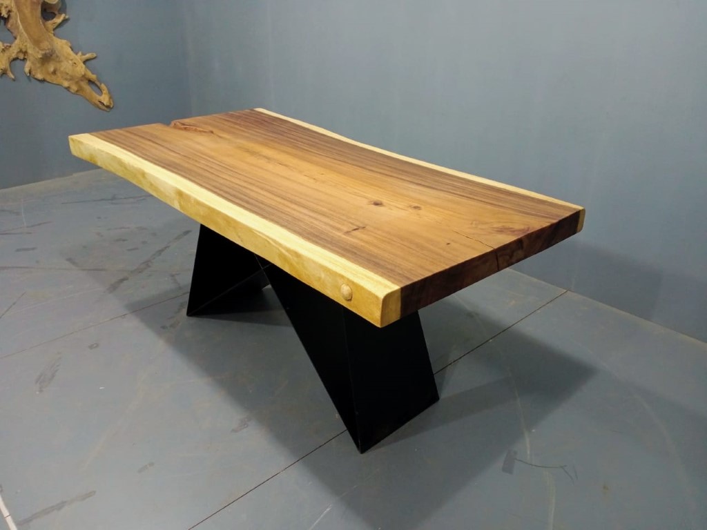 Live Edge Tables