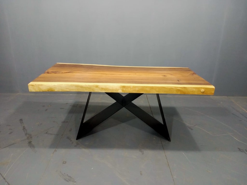 LIVE EDGE TABLES