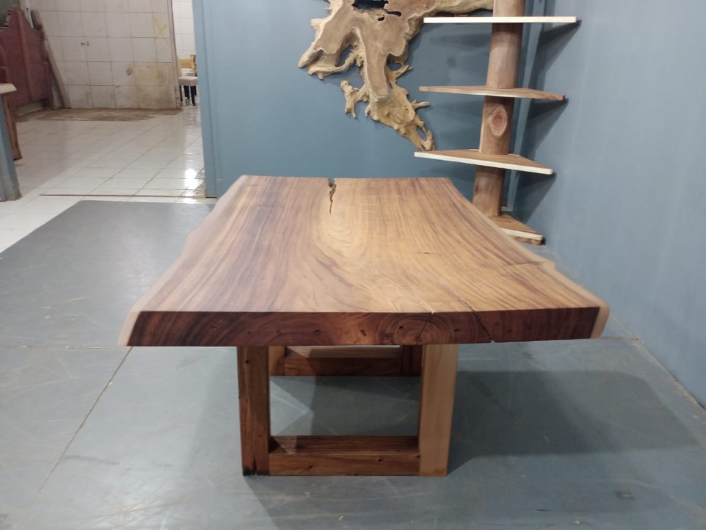 Live Edge Tables