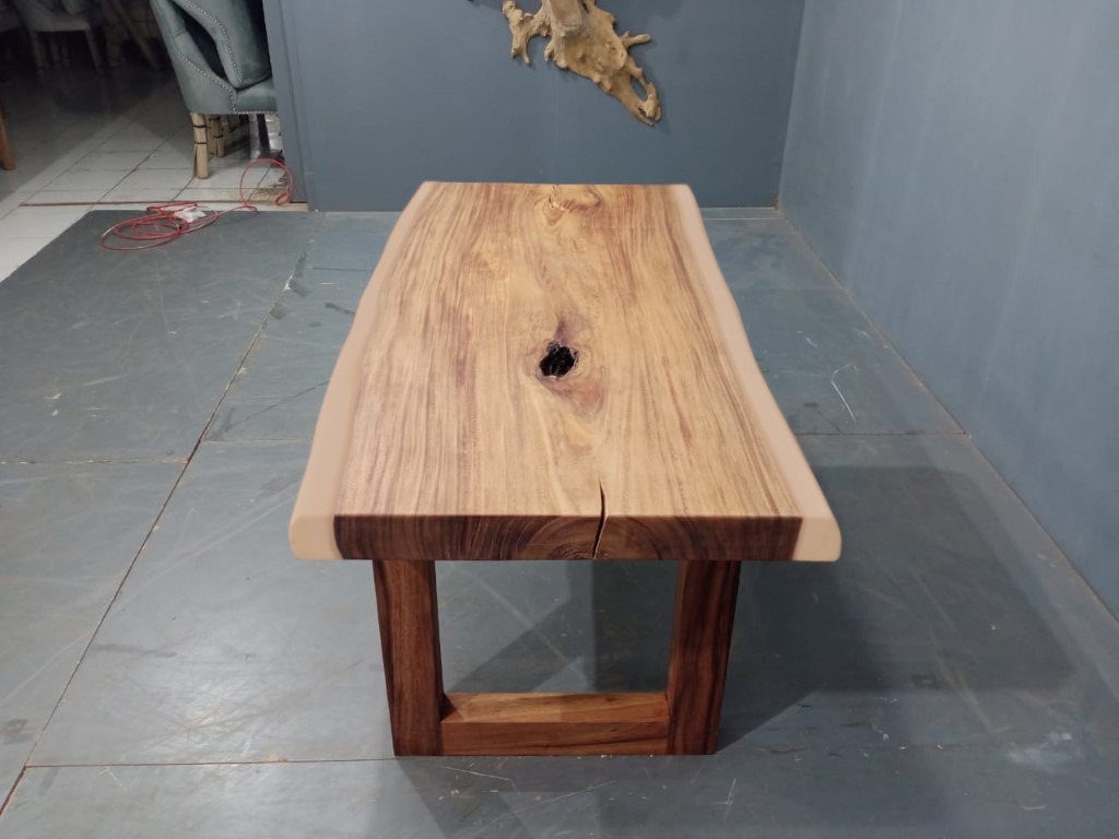 Live Edge Tables