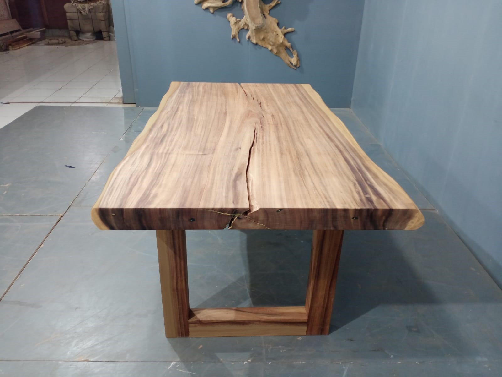 Live Edge Tables