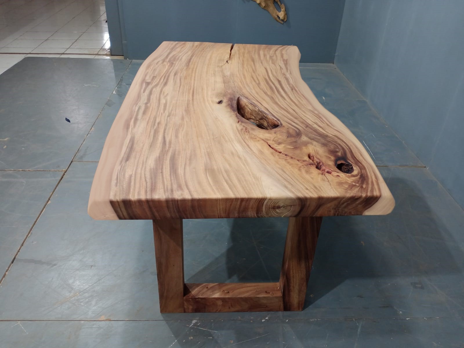 Live Edge Tables