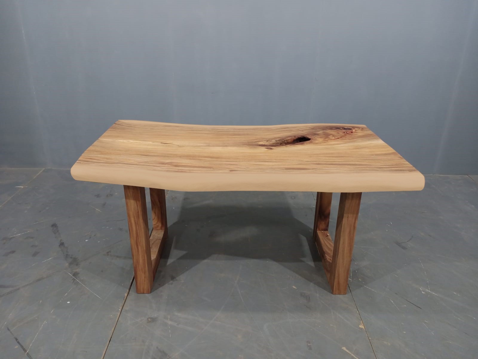 LIVE EDGE TABLES