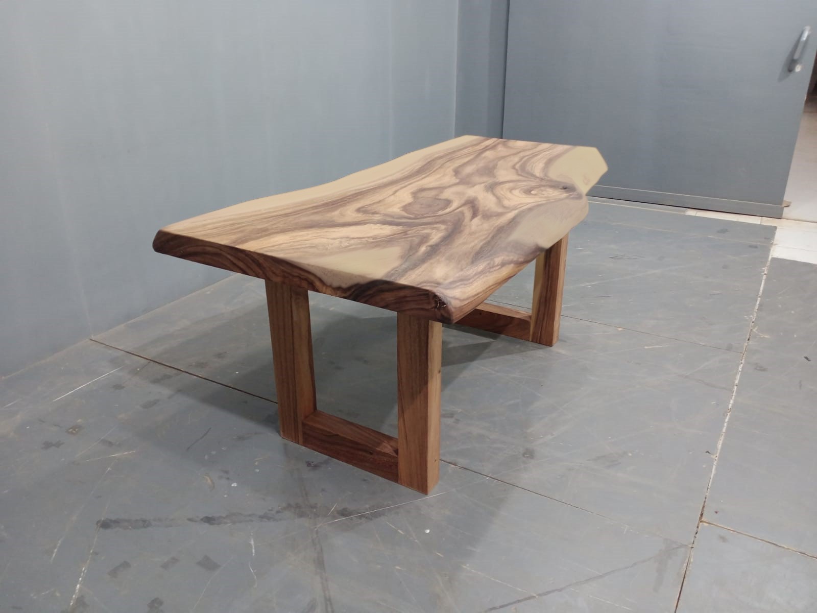 Live Edge Tables