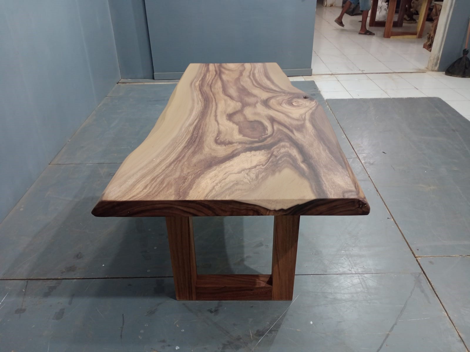 Live Edge Tables